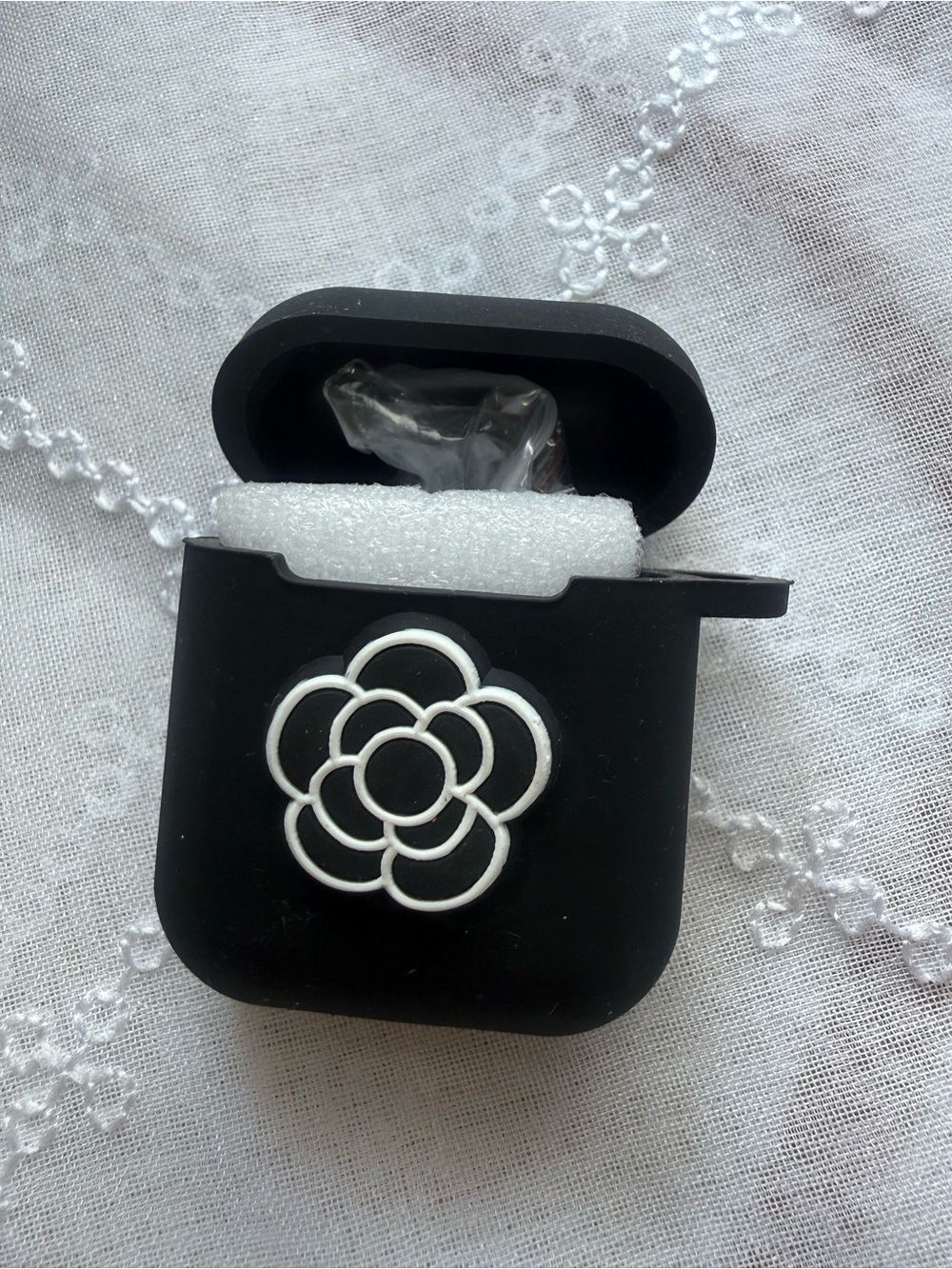 Wireless Earbud Charging Case Silicone Cover - Black with White Flower